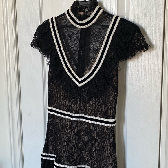 Alice & Olivia black and white lace dress - Picture 4 of 5